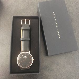 New with tag 🏷 Classic black Sheffield watch